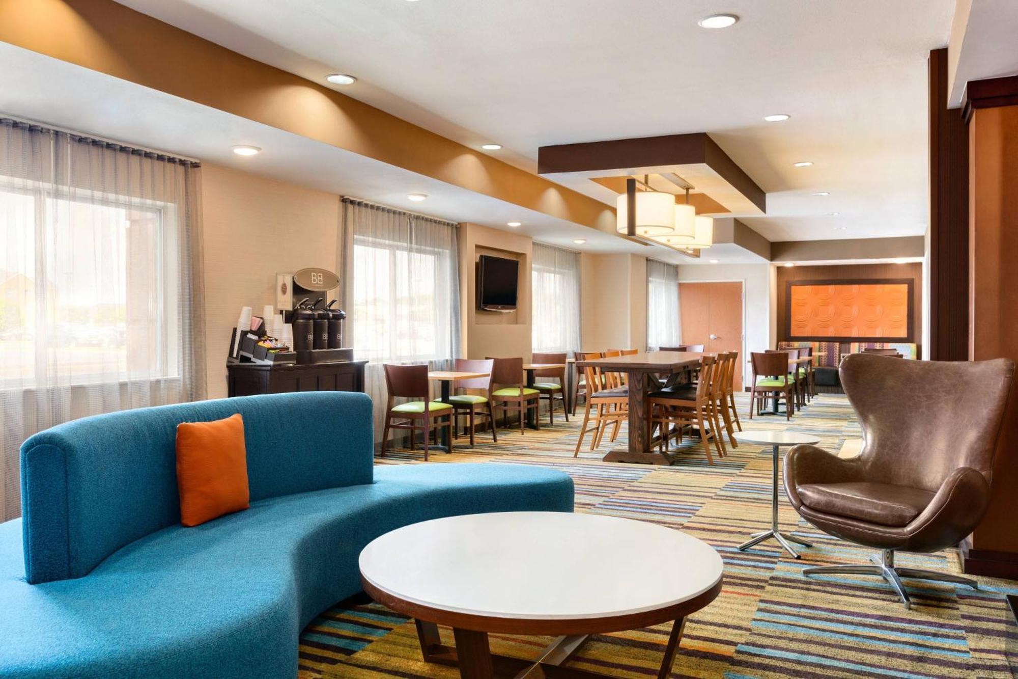 Fairfield Inn & Suites By Marriott Toledo Maumee Exterior photo