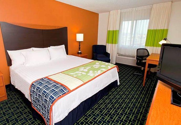 Fairfield Inn & Suites By Marriott Toledo Maumee Exterior photo