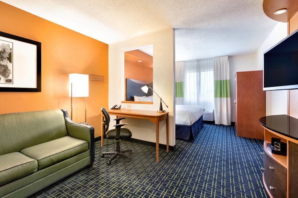 Fairfield Inn & Suites By Marriott Toledo Maumee Exterior photo